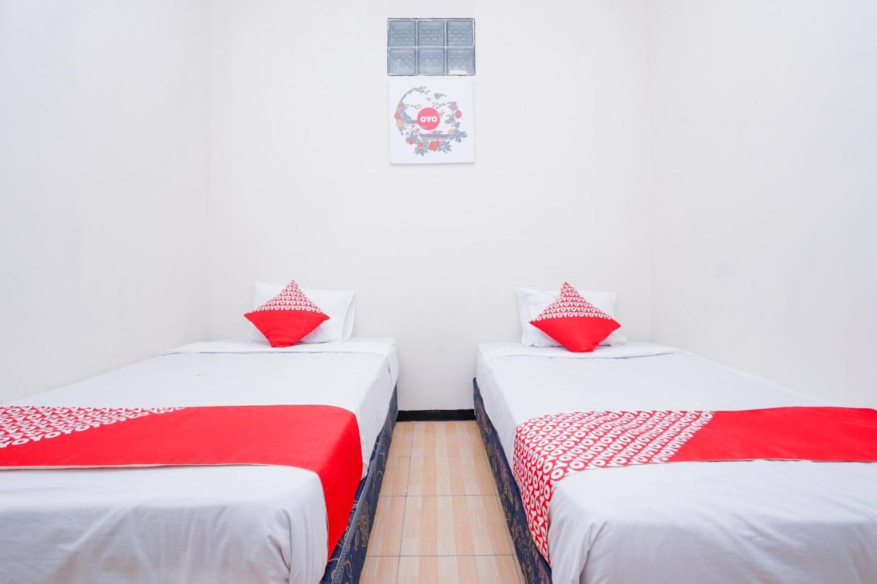 Collection O 1112 Comfitel Siwalankerto Aa4 Hotel Surabaya Luaran gambar